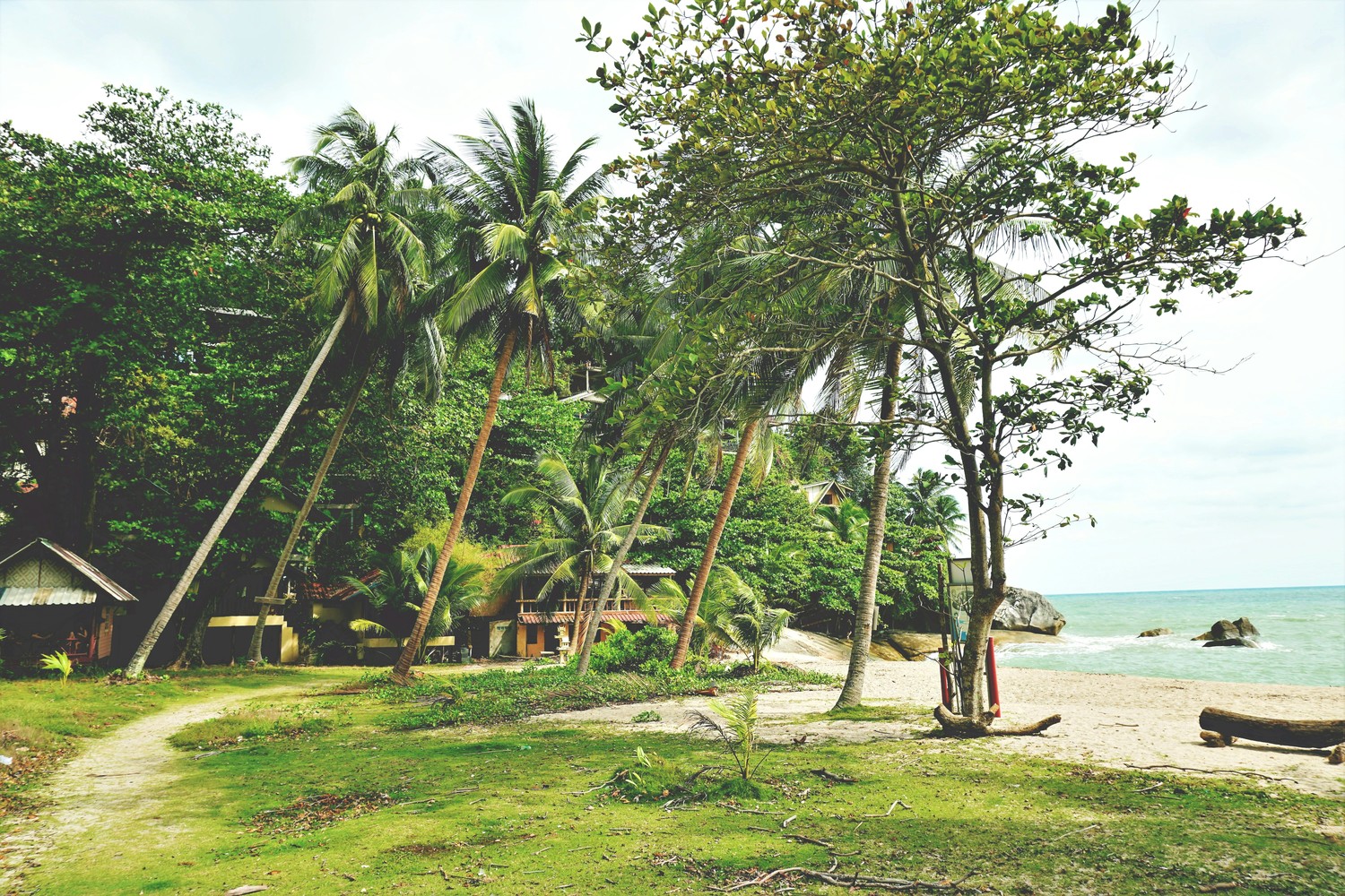 Plage secrète de Haad Yao idéale pour le snorkeling.