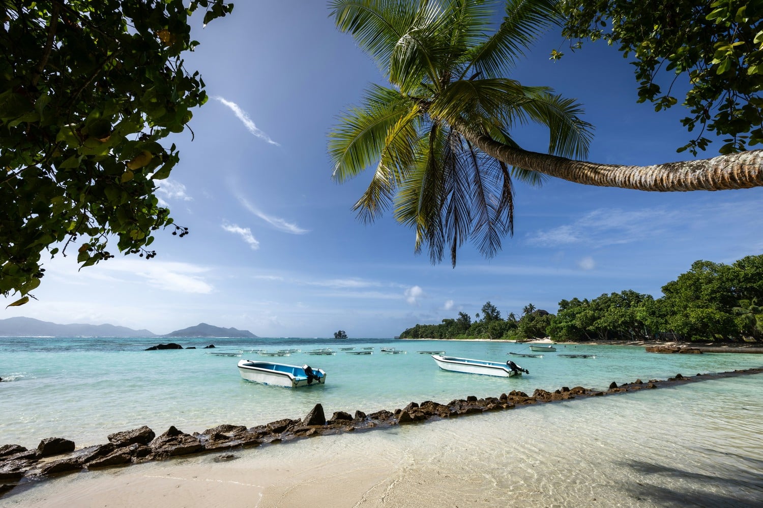 Vue panoramique des trois îles principales des Seychelles