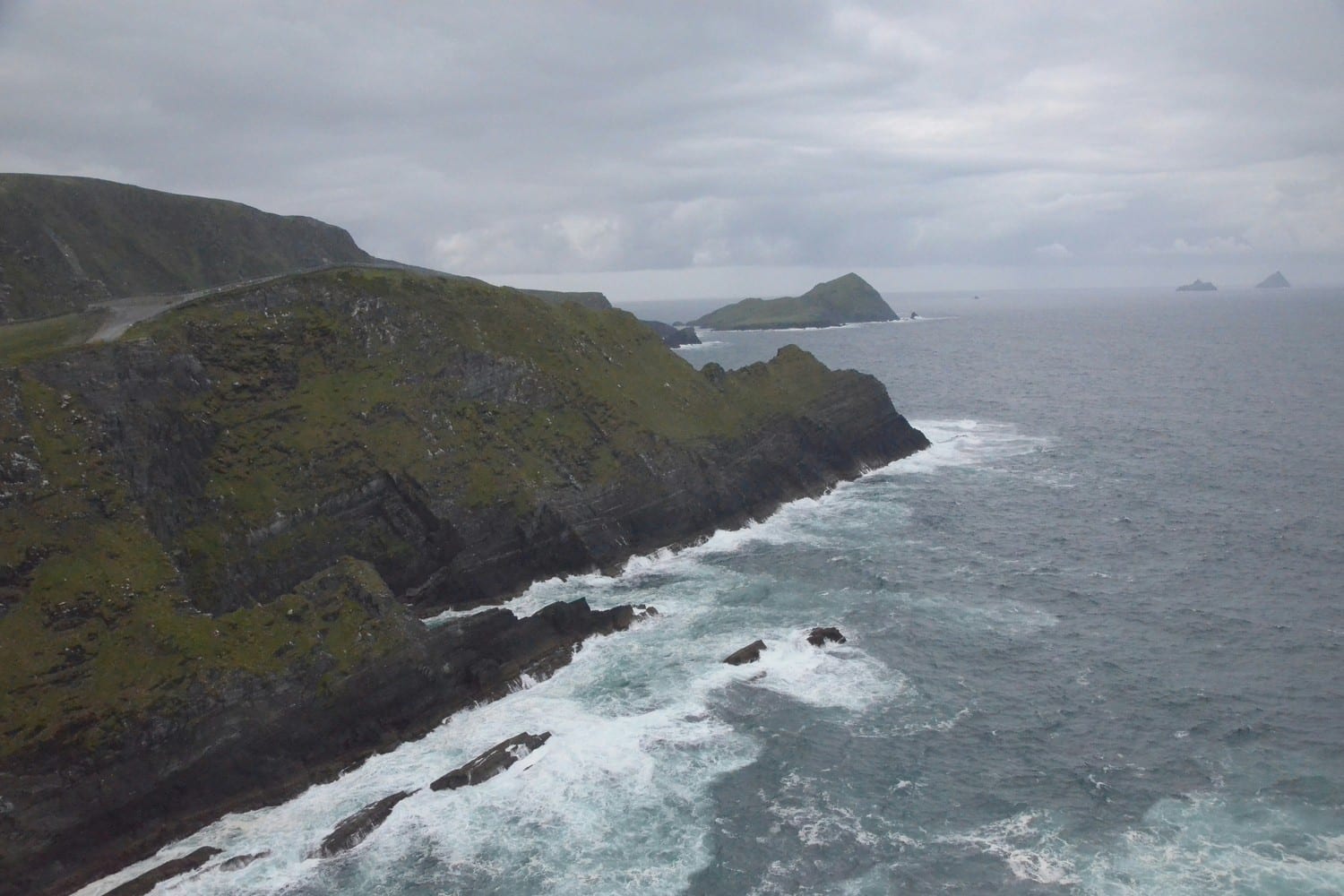 Paysages emblématiques de la côte ouest irlandaise.