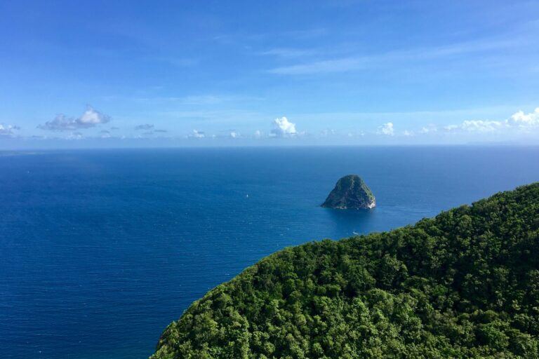 Endroits à éviter en Martinique : zones à risques et conseils de sécurité