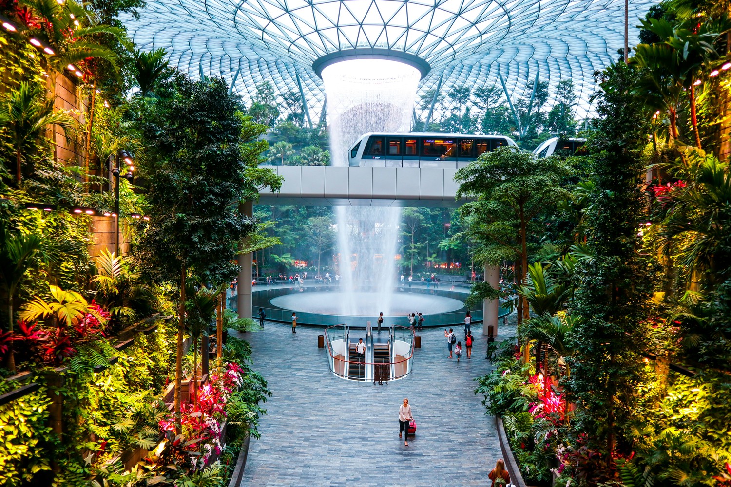 Architecture moderne de l'aéroport de Singapour